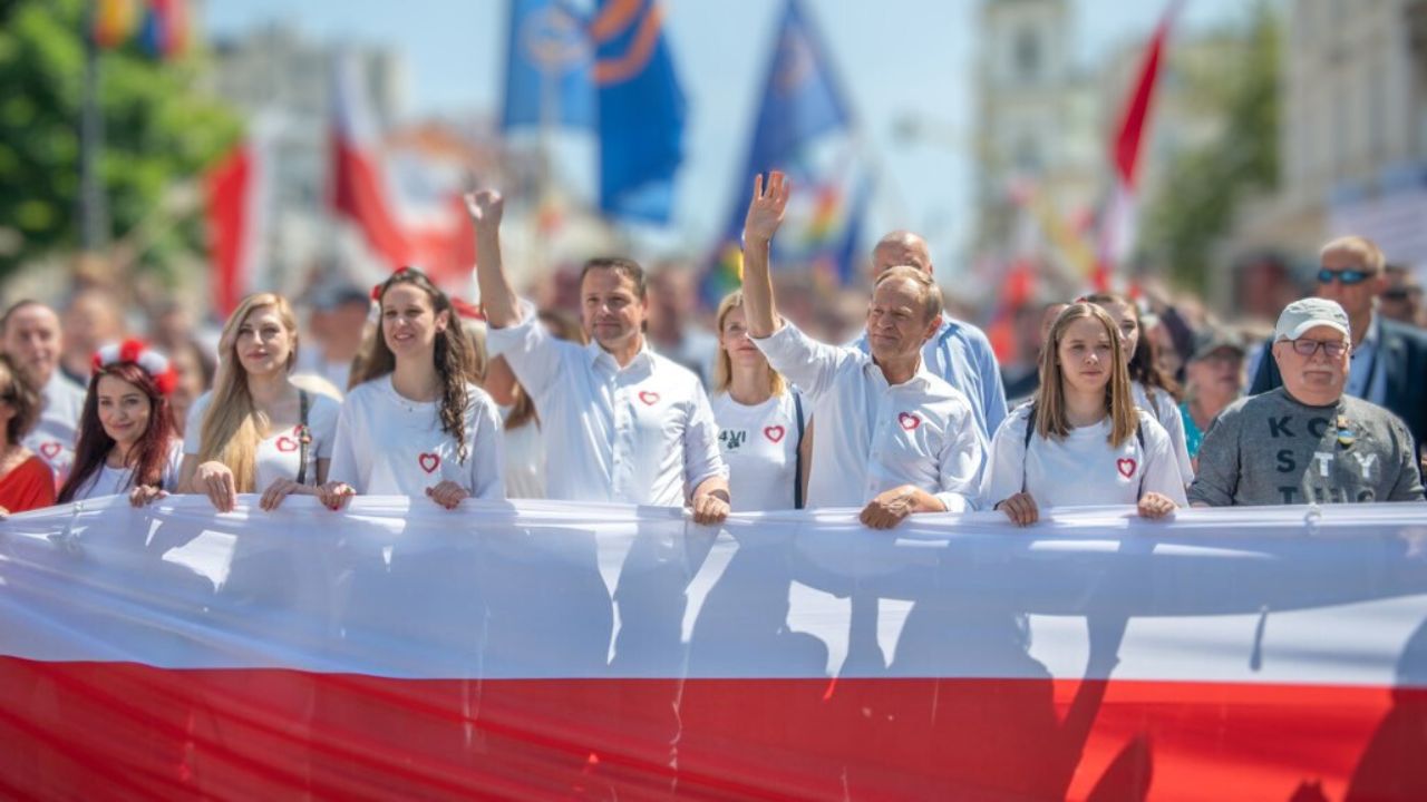 Protests against a “anti-democratic” measure are taking place in Warsaw, Poland