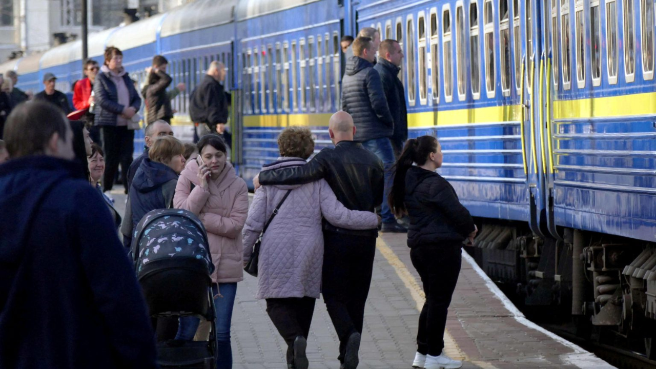 Poland launches investigation into cyber attacks on railway network