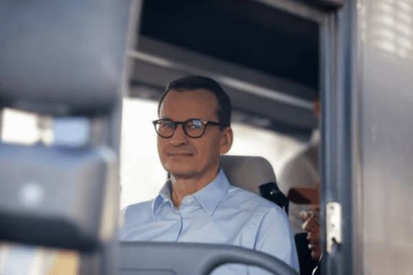 Poland to restore border controls with Slovakia
